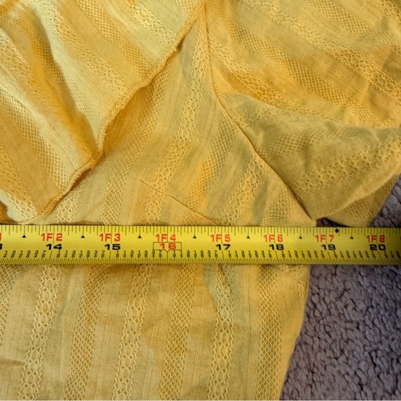 NWT Very J Ruffle Crop Top M - Picture 13 of 14